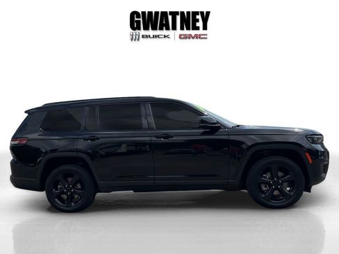 Used 2023 Jeep Grand Cherokee L Laredo image 8