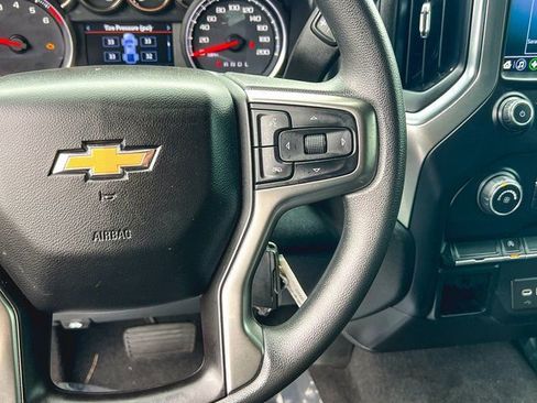 Used 2019 Chevrolet Silverado 1500 LT image 19