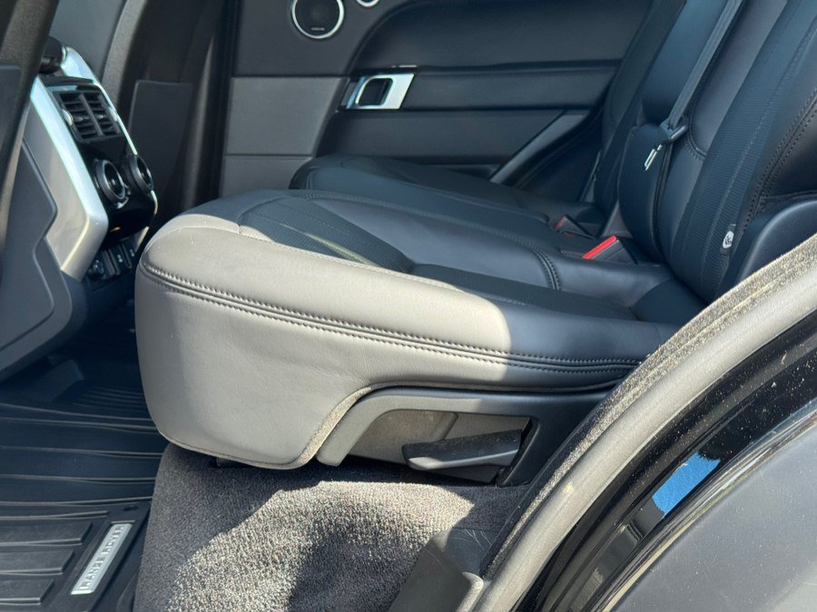 Used 2019 Land Rover Range Rover Sport HSE AWD/4WD image 33