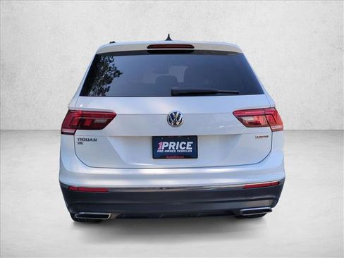 Used 2021 Volkswagen Tiguan SE AWD/4WD image 7