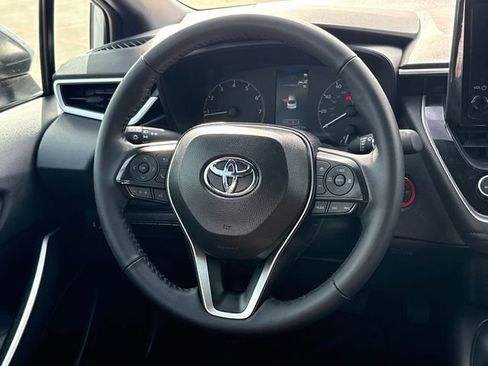 Used 2025 Toyota Corolla SE image 13