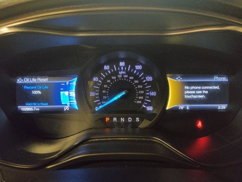 Used 2019 Ford Fusion SE FWD image 23