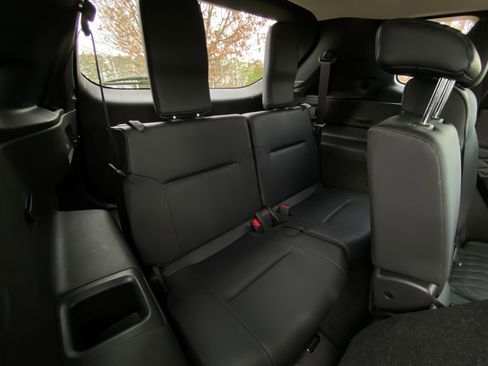 Used 2025 Mitsubishi Outlander SEL image 31