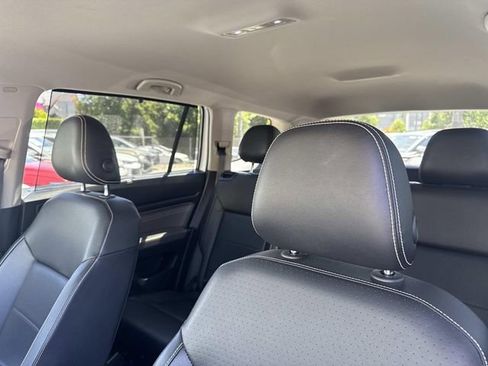 Used 2022 Volkswagen Atlas SE FWD image 21
