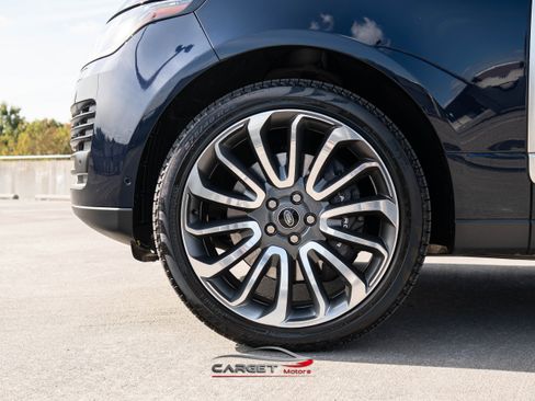 Used 2022 Land Rover Range Rover Westminster Edition image 9
