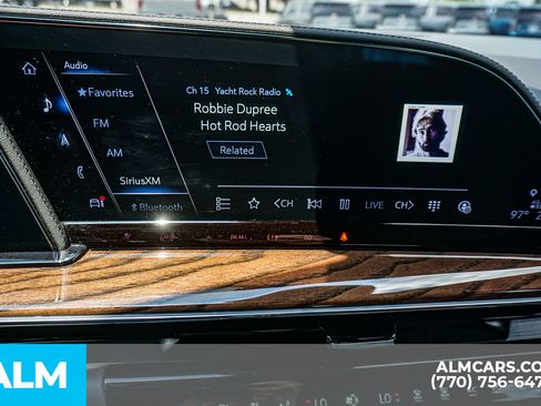 Used 2023 Cadillac Escalade Sport Platinum w/ LPO, ONYX Package AWD/4WD image 40