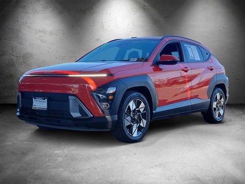 Used 2024 Hyundai Kona SEL FWD image 5