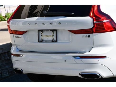 Used 2021 Volvo XC60 T6 Inscription AWD/4WD image 30