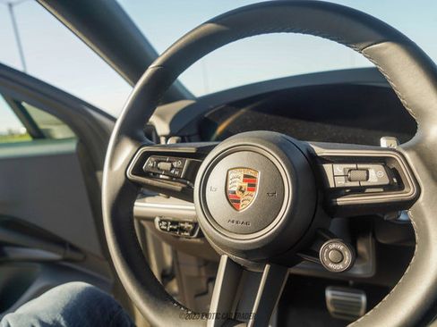 Used 2024 Porsche Cayenne S image 34