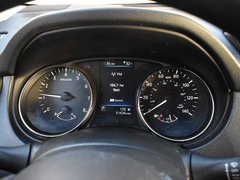 Used 2019 Nissan Rogue Sport S w/ Appearance Package image 31