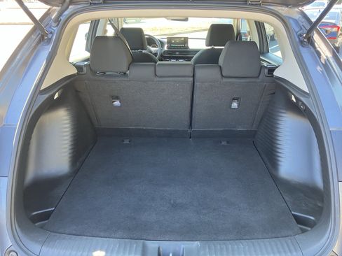 Certified 2025 Honda HR-V LX image 32