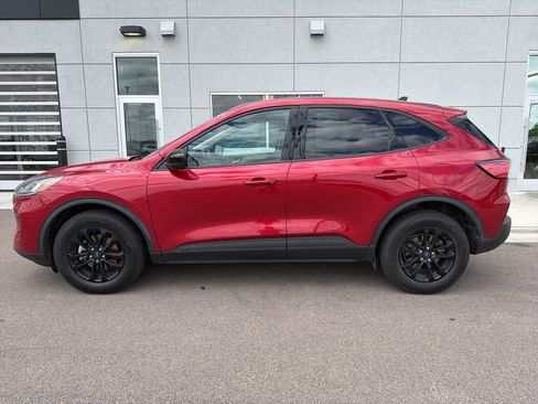 Used 2020 Ford Escape SE Sport AWD/4WD image 3