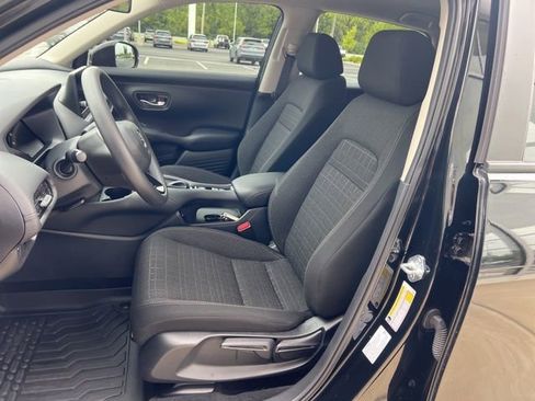 Certified 2025 Honda HR-V LX image 16
