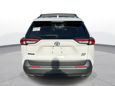 Certified 2025 Toyota RAV4 XLE w/ Convenience Package image 7