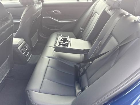 Used 2023 BMW 330i Sedan w/ Premium Package RWD image 15