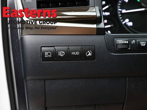 Used 2018 Lexus LX 570 4WD w/ Luxury Package image 23
