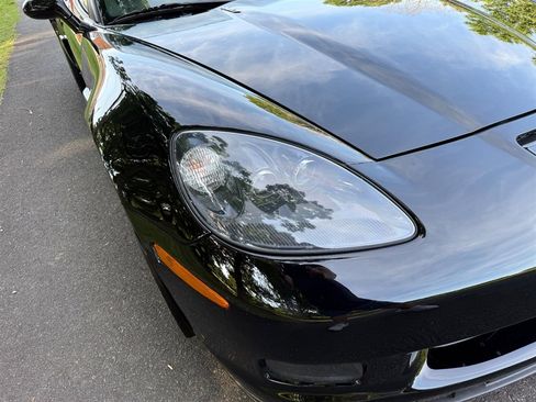 Used 2007 Chevrolet Corvette Z06 RWD image 10
