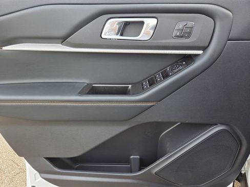 New 2026 Ford Explorer Tremor w/ Tremor Convenience Package image 13