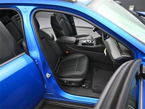 New 2026 Jeep Cherokee Laredo image 18