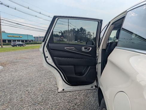 Used 2020 INFINITI QX60 Pure AWD/4WD image 11