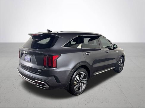 Certified 2023 Kia Sorento EX image 7