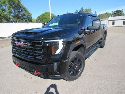 Used 2024 GMC Sierra 2500 AT4 w/ Technology Package
