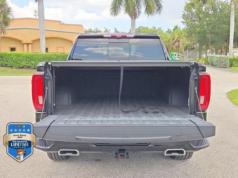 Certified 2023 GMC Sierra 1500 Denali w/ Technology Package AWD/4WD image 5