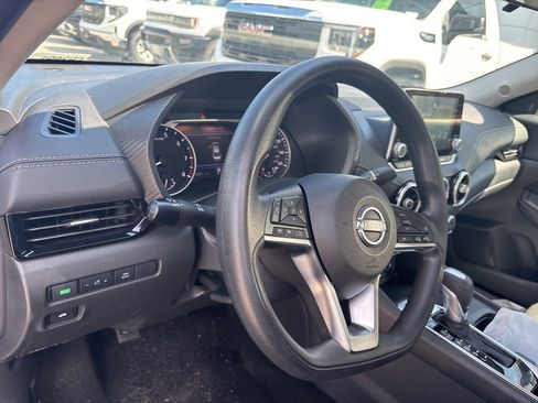 Used 2024 Nissan Sentra SV image 16