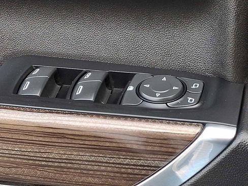 Used 2021 Chevrolet Silverado 1500 LT Trail Boss w/ Bed Protection Package image 25