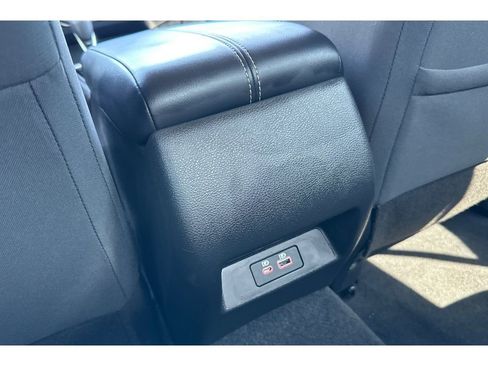 Used 2025 Nissan Altima 2.5 SV FWD image 42