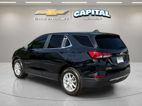 Used 2024 Chevrolet Equinox LT FWD image 3