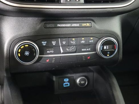 Used 2020 Ford Escape SE AWD/4WD image 42