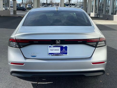 Certified 2024 Honda Accord EX image 5