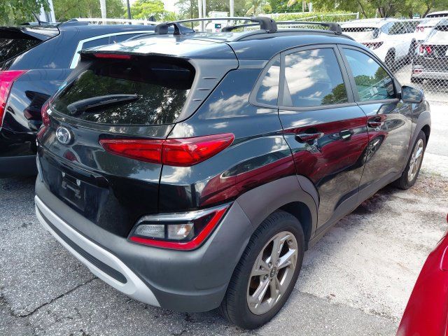 Used 2022 Hyundai Kona SEL FWD image 3