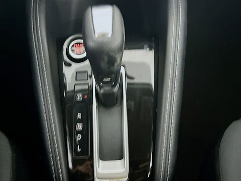 Used 2018 Nissan Kicks SV w/ Exterior Package image 25