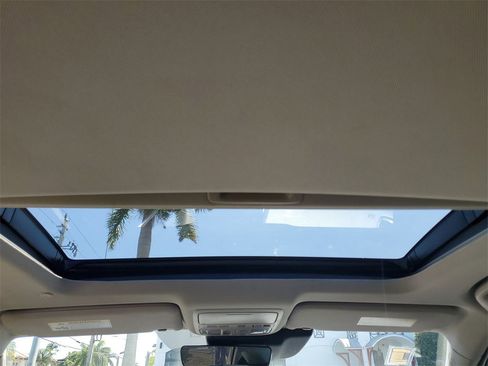 Used 2021 Honda Accord Touring image 15