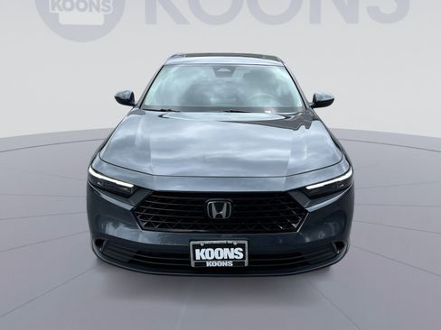 Used 2023 Honda Accord EX image 11