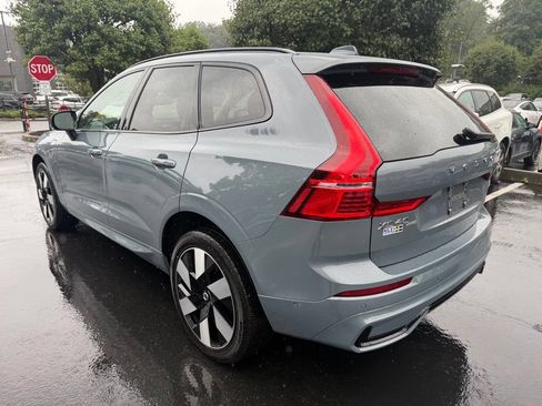 Certified 2024 Volvo XC60 T8 Plus AWD/4WD image 2