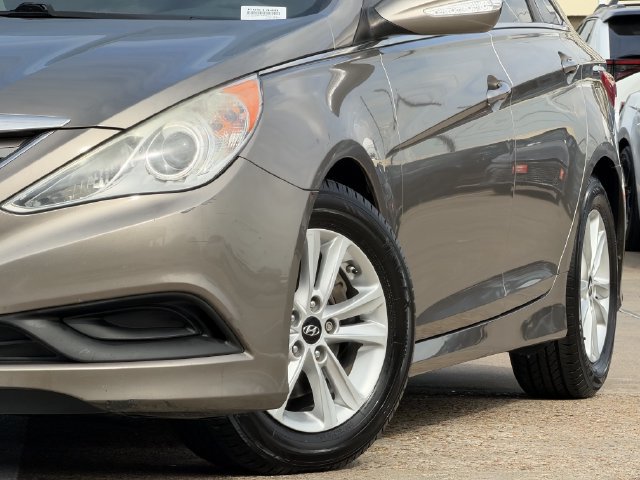 Used 2014 Hyundai Sonata GLS w/ Popular Equipment Group 2 FWD image 10