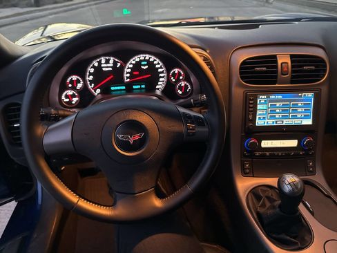 Used 2007 Chevrolet Corvette Z06 w/ Preferred Equipment Group RWD image 35