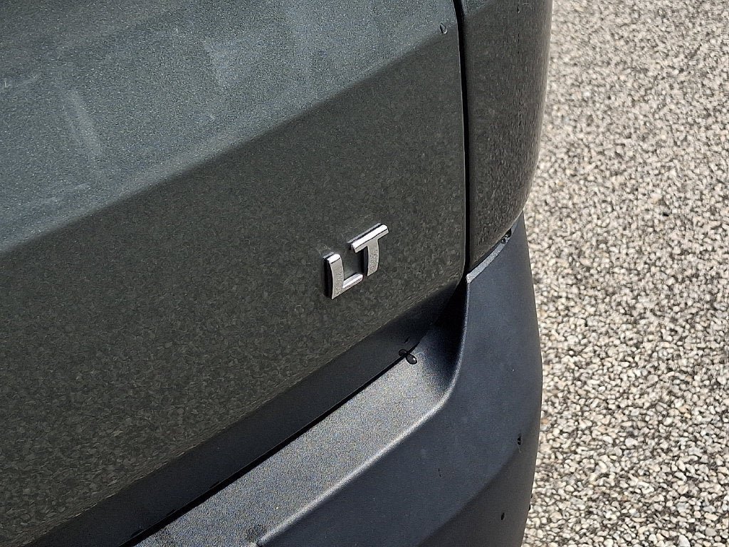 Certified 2023 Chevrolet Traverse LT FWD image 32