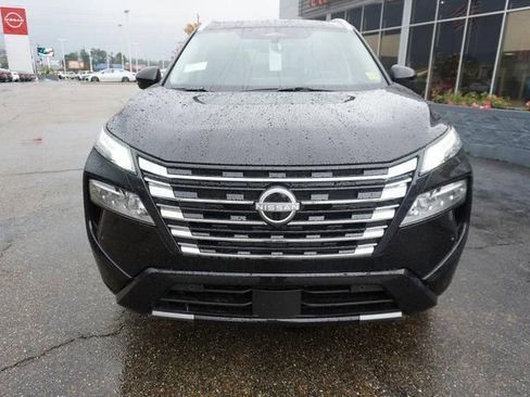 New 2025 Nissan Rogue Platinum w/ Tech Package image 2