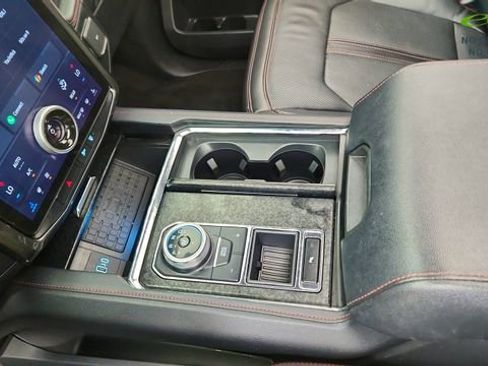 Used 2023 Ford Expedition Limited RWD image 49