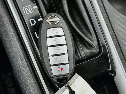 Used 2025 Nissan Altima 2.5 SV FWD image 24