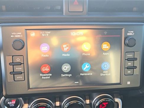 Used 2024 Toyota GR86 Premium image 16