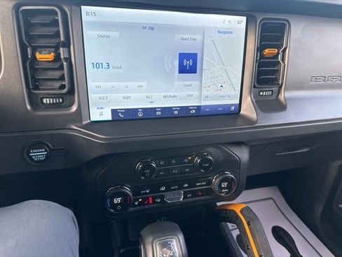 Used 2024 Ford Bronco Badlands image 38