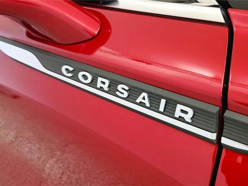 Used 2020 Lincoln Corsair Reserve w/ Equipment Group 201A AWD/4WD image 17