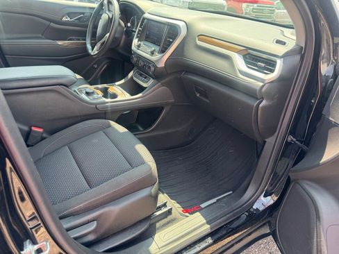 Certified 2023 GMC Acadia SLE w/ Driver Convenience Package image 19