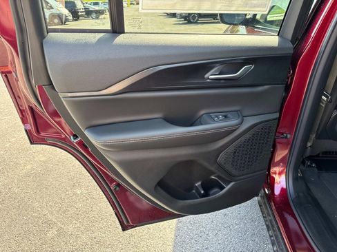 New 2026 Jeep Grand Cherokee Laredo X AWD/4WD image 15