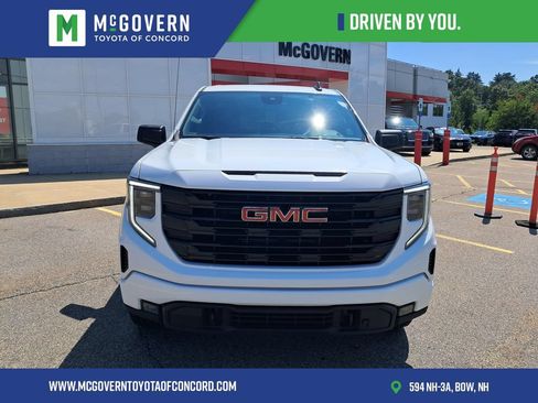 Used 2024 GMC Sierra 1500 Elevation w/ X31 Off-Road Package AWD/4WD image 9